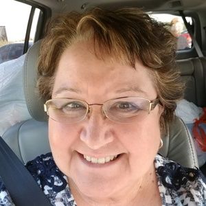 Meet your Posher, Brenda